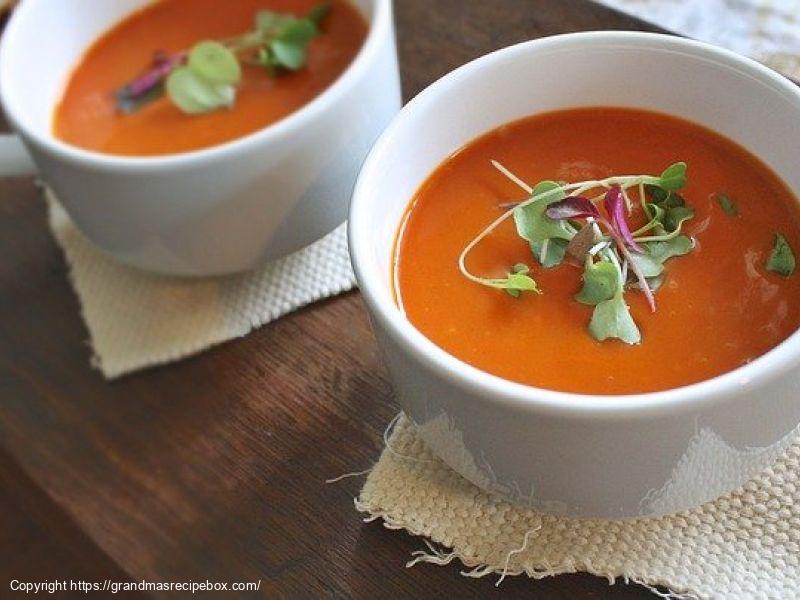 creamy tomato garlic soup