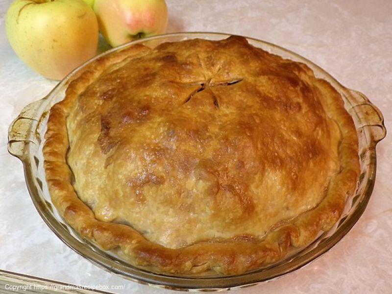 Golden Apple Pie