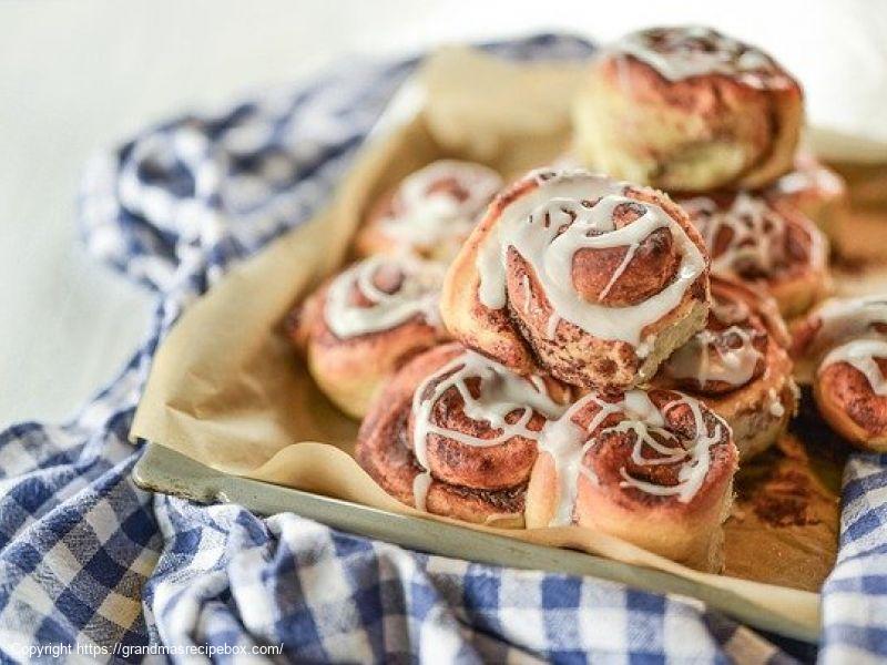 Copycat Cinnabon Cinnamon Rolls I