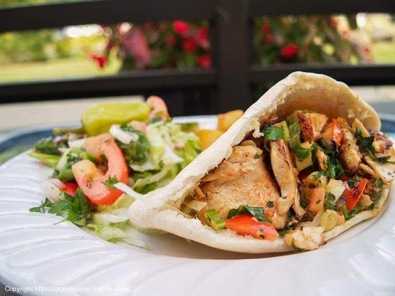 Grilled Chicken Pita Pockets